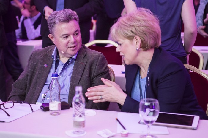 dr. David Philp (UK BIM Task Group) in Marina Korol, ki je predavala članom siBIM v letu 2015